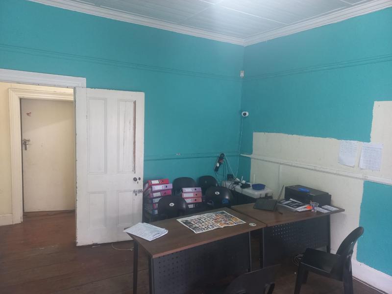 To Let Commercial Property for Rent in Sunnyside Eastern Cape